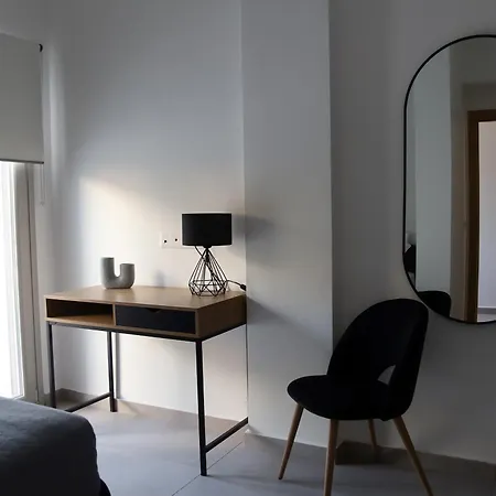 Phos De Apartment