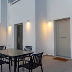 Διαμέρισμα Phos De