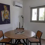 Phos De Αντίπαρος